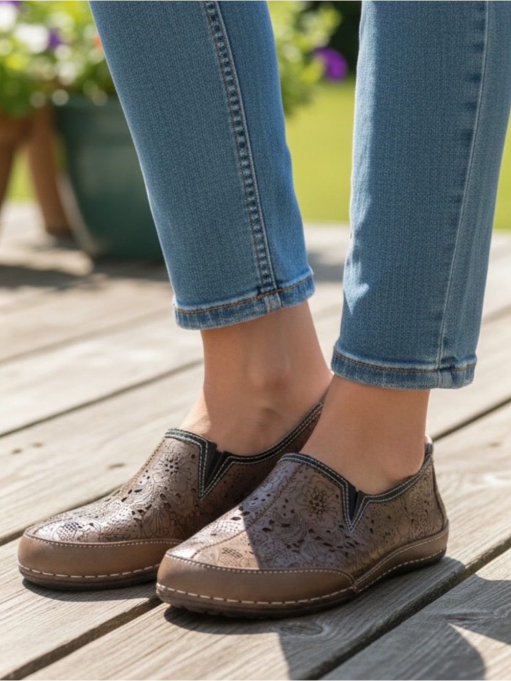 L’Artiste by Spring Step Libora Flat Slip On Mules